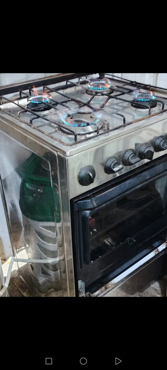 للبيع كله شغال فقط جامه الفرن مكسوره سعره ٥٠
مكان بغداد المدينه بدايه شارع الفلاح
***********
