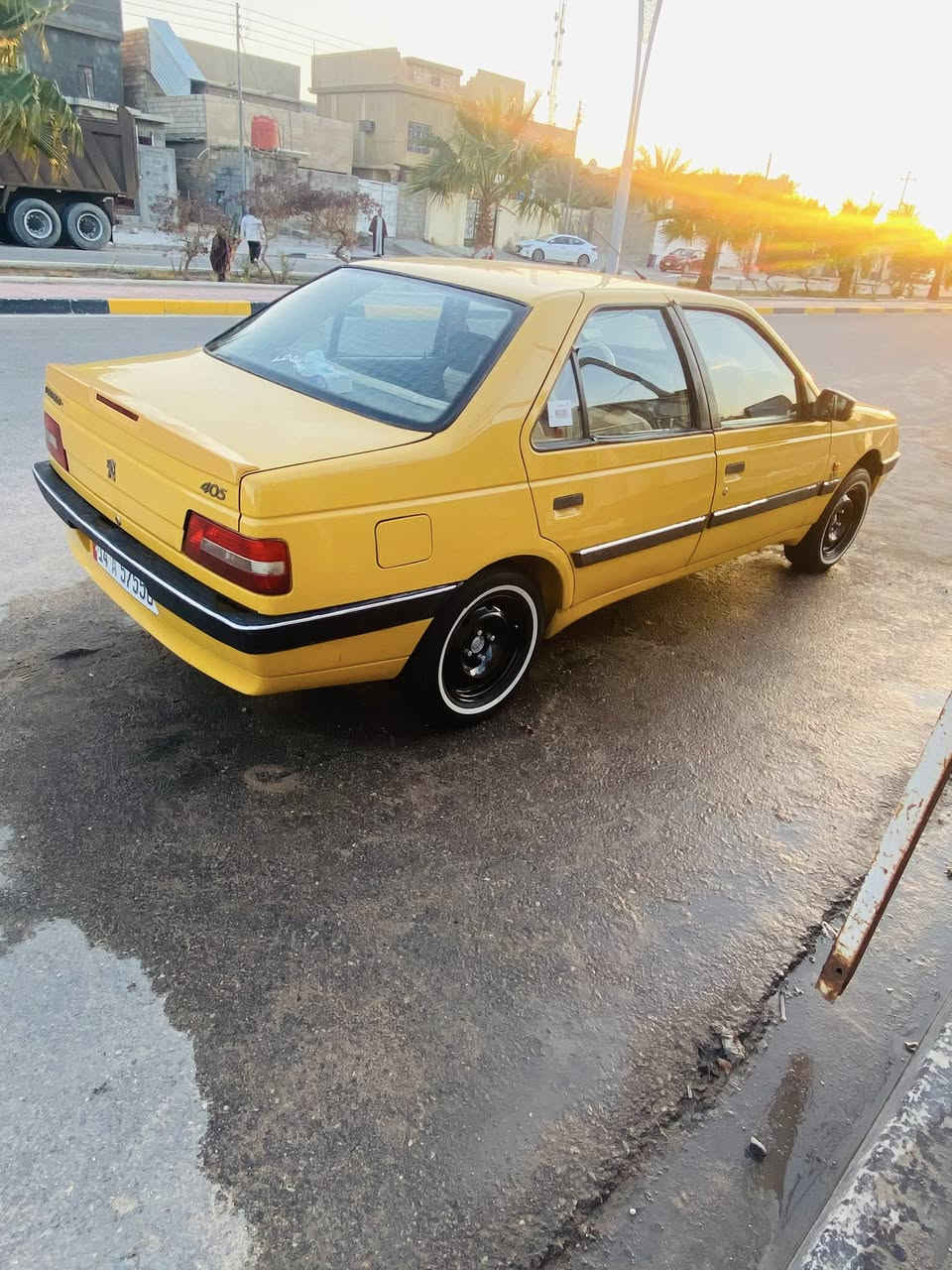 سلام عليكم بيجو للبيع سياره شوف العين مكاني بصرة زبير حي العسكري سعر 38رقم الهاتف ***********
