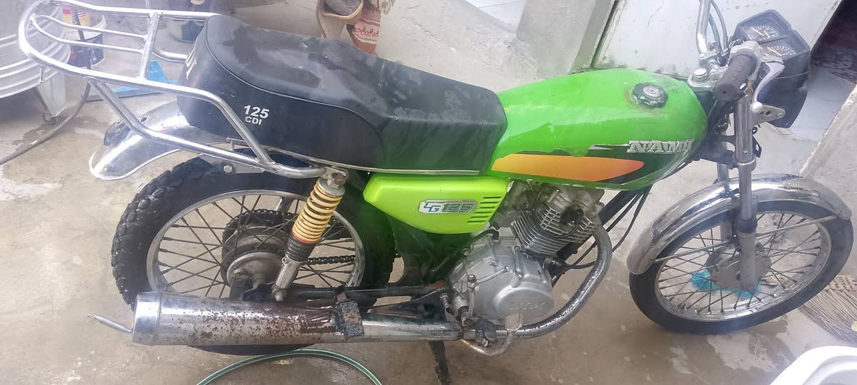 السلام عليكم للبيع دراجه اوراق اصولي ***********//.          /370
