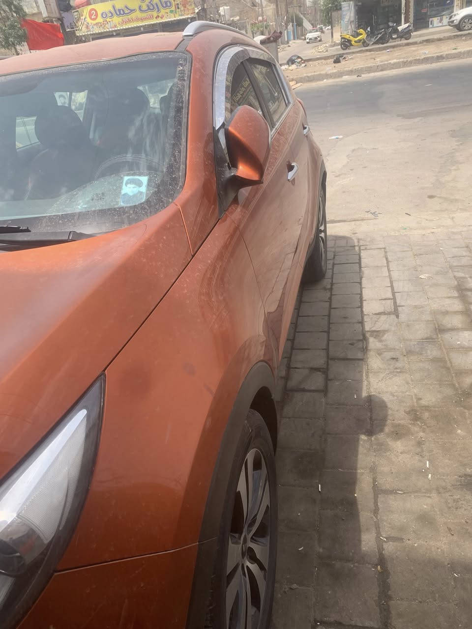 سلام عليكم     سبورتج مديل 2012. خليجي مكينه 2000 دوش  رقم بغداد   السياره جاهزه من كل النوحي 
بيه بس باب الصدر صبغ 
مكان بغداد   رقم الهاتف.  ***********
