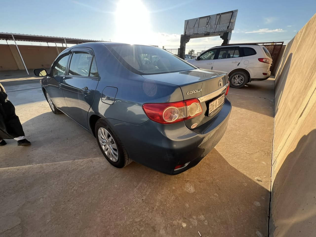 سلام عليكم 
كورلا للبيع 
موديل 2012
كير ومحرك 18شرط 
بابين رش فقط 
السعر 125 وبيهامجال للطيبين 
الرقم ‭0781 974 6152
