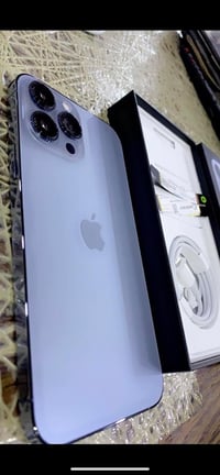 ايفون 13 برو ماكس • قابل للتفاوض • الدورة