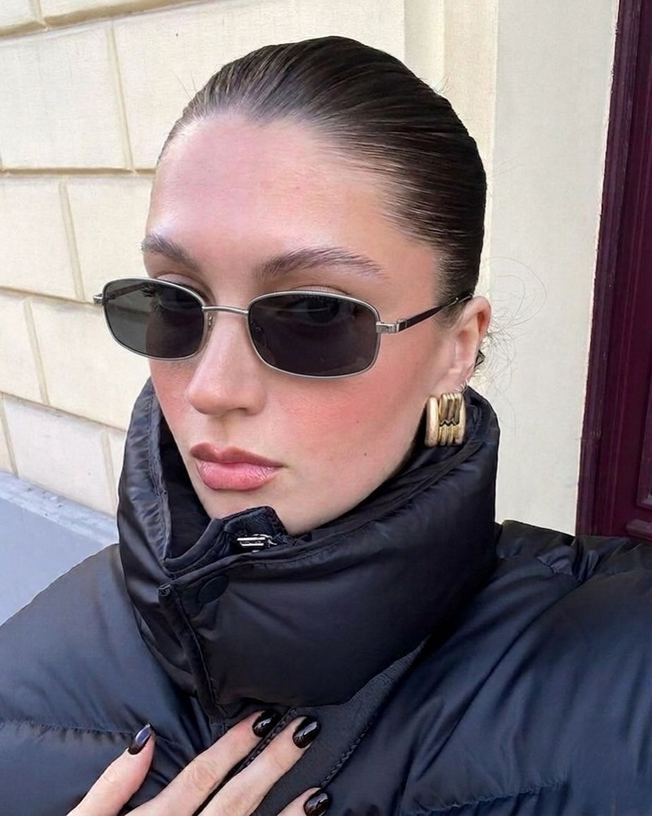 .

نظارة مستطيلة سوداء
Black Rectangular Glasses 🖤👓

كوالتي جيد💯
رجـالي نسـائي 🙎🏼‍♀️ 👨🏼

السعر:4,750 ألـف🔥
____
__

متـاجرنا 👇
@stray_store1
@stray_accessorie
@stray_vintages
@stray_suits
@mars_librar.y 
@stray_stationary11 
 __.

__

توصيـل  الناصريه مركز الفين ديـنار ❇️

اقضيه ونواحي 3 الاف

المحافظات 5 الاف دينارر

💢عن طلب لايقل عن ال 12 الف دينار 
_
⛔ اذا كان اكو غلـط بالطلبيه او غير مشابـه للصوره يمكن استبداله

التوصيل في يـوم واحد فقط⚡🔥
_
#انمي #هاري_بوتر #ترند #كوول #مودل هودي ملابس ستراي_ستور


**إذا كنت صاحب هذا الإعلان وتريد حذفه لأي سبب، رجاءا أرسل رسالة إلى الدعم الفني**
