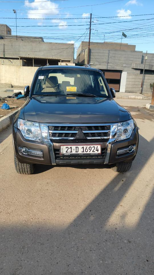 باجيرو موديل 2016 فول تبديل بنيد اصلي وجاملغات الاماميه مبدلات السيارة حلوة خليجي دولخل شي بسيط السعر 145 وبيه مجال بسيط 
كربلاء طوريج 
***********
