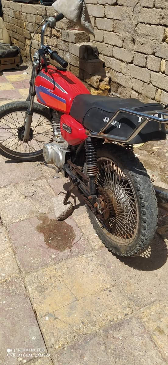 سلام عليكم
دراجه نامه للبيع السعر 300 
مكاني ناصريه اذا شراي اتصل ***********
