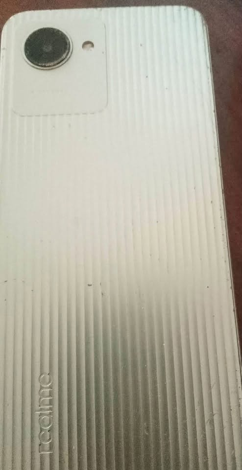 السلام عليكم
جهاز Realme C30 مبدل شاشة 
السعر 25 الف

***********
