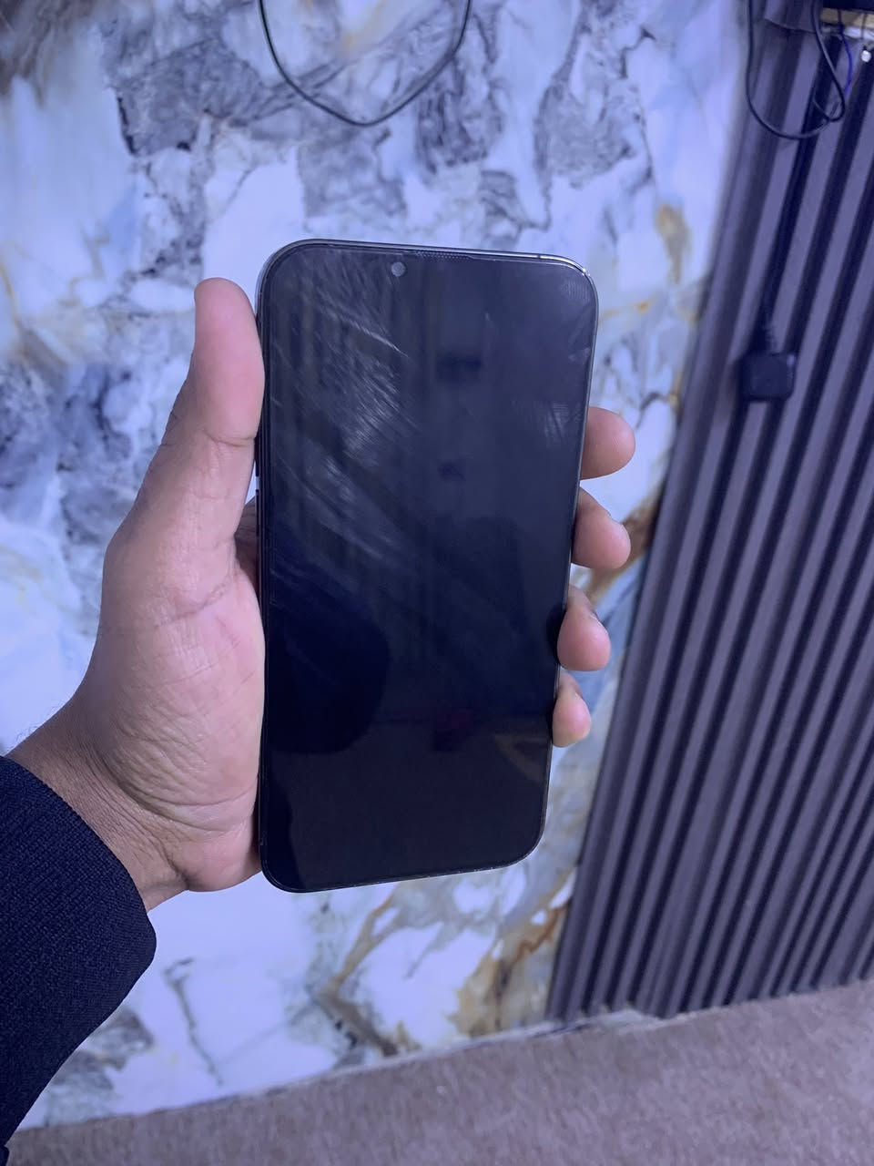 السلام عليكم ايفون 13برو ماكس ٢٥٦ جهاز وتر بروف جهاز لوك كارتونه الاصلي موجوده جهاز جديده سعر٧٠٠وبيً مجال لشراي مكاني بغداد ***********الاستفار واتساب او تصال
