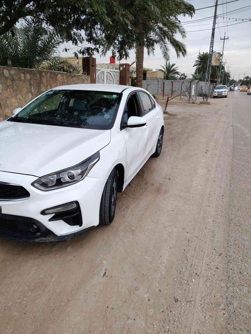 فورتي ٢٠٢١ للبيع بيه دحجه بالباب السايق وشخطه بلهلال الوره السايق ولا قطعه مبدله كله ليبل واحد ابيعه ع وضعه سياره نضيفه وجاهزه ماشيه ٦٨ الف السياره معوقين باقيله سنتين السعر ١٢٥ وبيه مجال
***********
