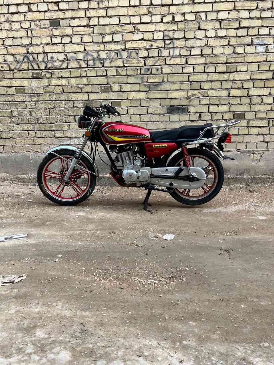 سلام عليكم 
سيفان ٢١ مرقم كربلاء 
محرك مكفول الدراجه خير من الله مال شغل 
السعر 1350 وبيها مجال 
العنوان:كربلاء-طريق الحر-قرب جامعه اهل البيت ع كربلاء, العراق


**إذا كنت صاحب هذا الإعلان وتريد حذفه لأي سبب، رجاءا أرسل رسالة إلى الدعم الفني**