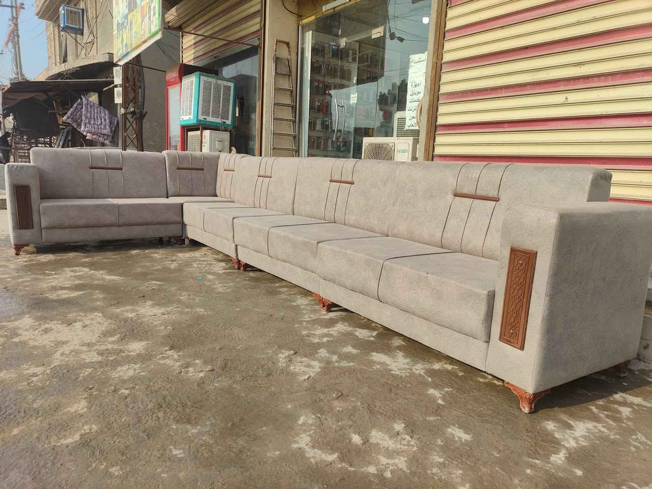 دواوين جدد ١٠ نفرات جديد غير مستعمل سعر ديوان ٣٠٠ قفل ،،، حلة نادر ٣ مقابيل المركز الصحي معرض احمد العنزي لاثاث المنزلي ***********
