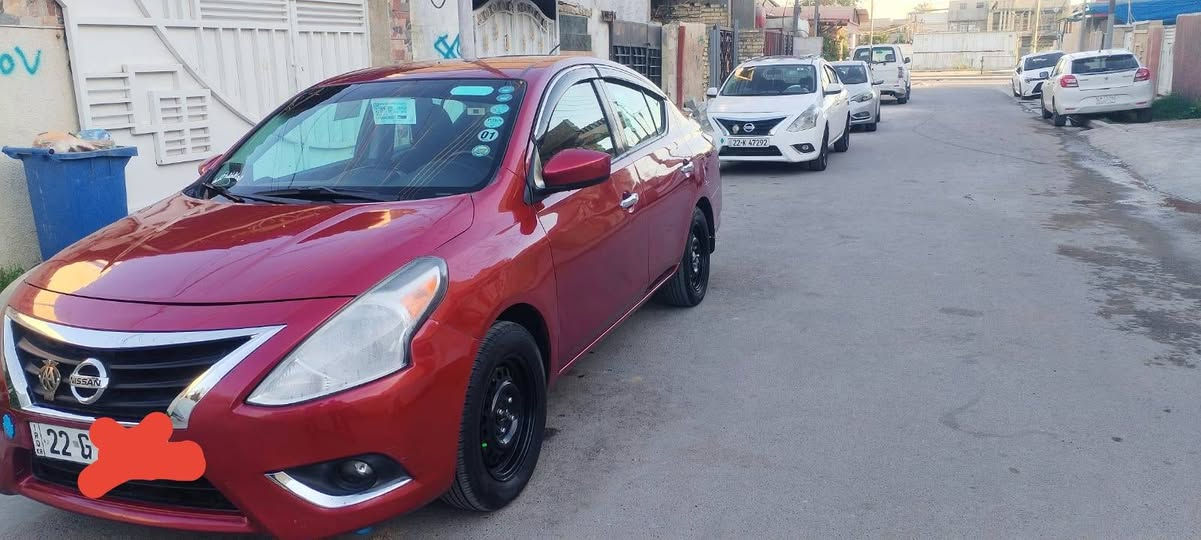 نيسان فيرسا 2018 SV
لون ماروني مميز 
مواصفاته معروفة 
قطعتين صبغ بنيد وجاملغ بخ فقط  بدون دواخل بدون معجون موجوده صور الحادث 
كير جديد بعده بالضمان 
مكينه مكفوله
صدر جديد
تبريد خير من الله
السياره مناقصها برغي 
سنوية لل 2030  هزة جديد 
رقم اربيل سنويه باسمي 
سعر 88 بيها مجال بسيط 
*********** 
مكاني بغداد حي جهاد حي الحسين

السياره احله من الصور وانضف
