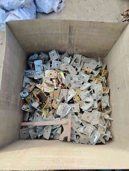 على بركة الله
جكات 5متر+جكات4متر..كميات مفتوحه 
فخات رباعيه +فخات عاديه +بولط الماني.. اسعار مناسبه جداً وتنافسية
يوجد خدمه توصيل لجميع أنحاء ديالى
العنوان ديالى الخالص مقابيل صيطره عشتار
***********
***********
