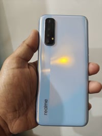 ريلمي 7 • نضافه 100% • شاحن اصلي