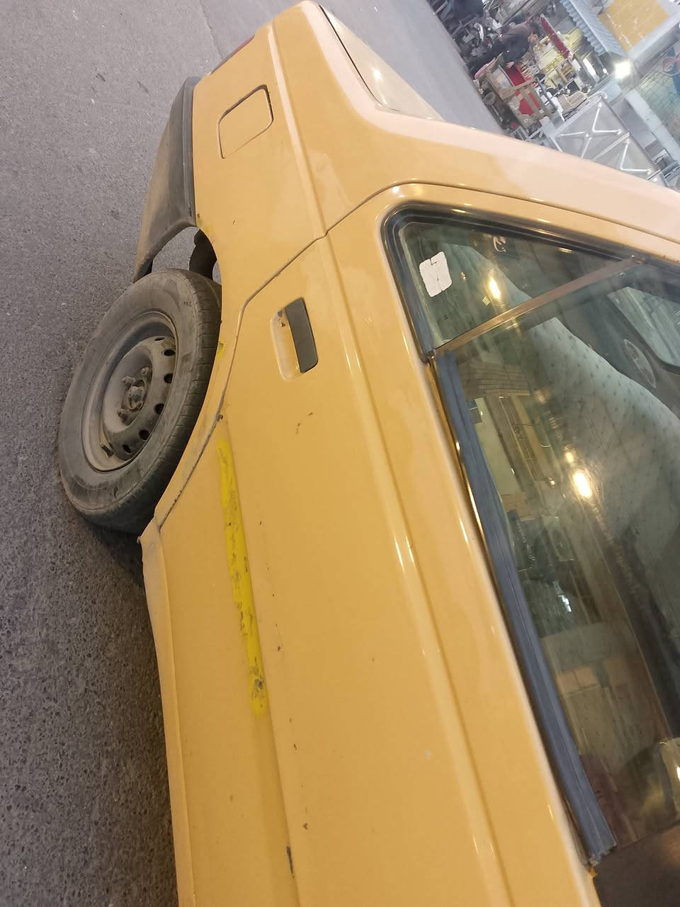 السلام عليكم بيجو روى 2010 رقم انكليزي بغداد
السيارة بأسمي سنويه لل28 رايدها 22 وبيها مجال حك الجيه *********** هذا رقمي عنواني بغداد شارع الكفاح
