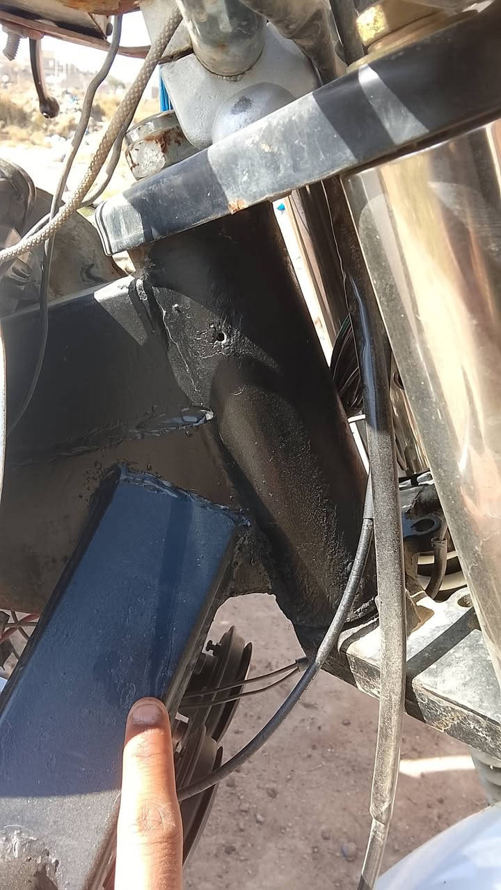 سلام عليكم شباب ستوته مديل 13شغاله من طول ال طول نكرت سلف كرهبايات مضخم جهازه اوراق اصوالي شاصي كفاله بس بابه ال وره شويه تعبان سعره اب 1300بيه مجال بصيط وهاذ رقمي ***********
