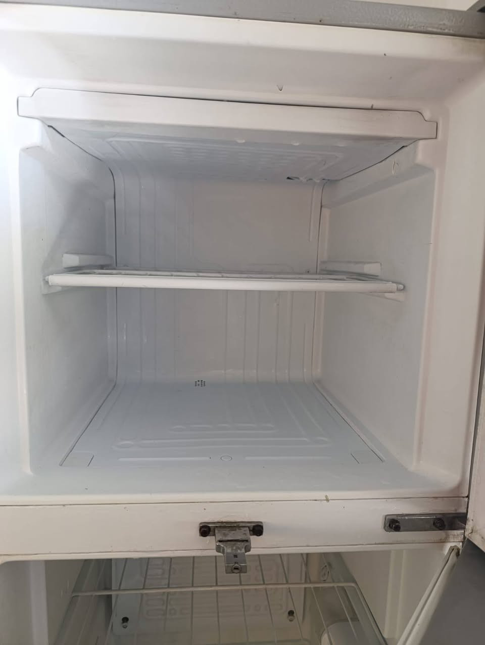 ثلاجه للبيع نوع فوكس حجم 9 قدم
مداخله تصليح ابد تبريد فول
سعر 100وبيها مجال 
مكان بغداد الدورة شارع الصحه 
+964 771 356 6691


**إذا كنت صاحب هذا الإعلان وتريد حذفه لأي سبب، رجاءا أرسل رسالة إلى الدعم الفني**