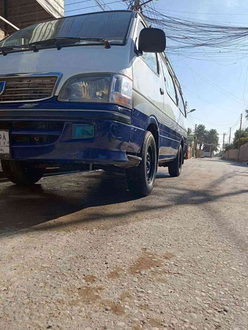 سياره جمبي 2014 مكينه ثري واي كير ومحرك خير من الله 
مصفره هيئة وغرامات
السعر 75 ورقة
مكان السيارة بغداد
