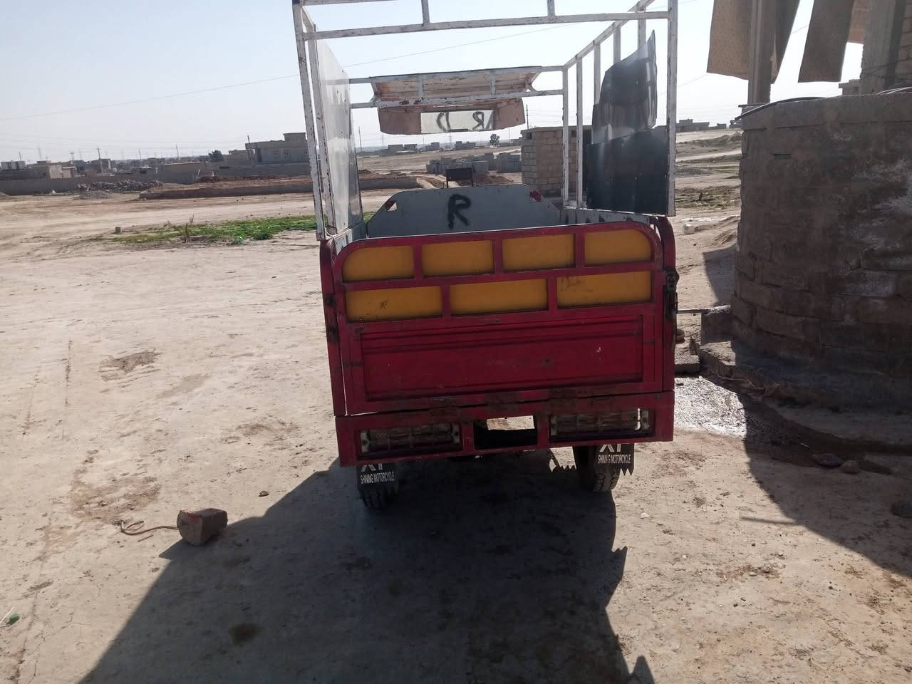 السلام  عليكم
ستوته للبيع موديل 17 محرك 19 كهربايات كله شغاله ماعيزه كلشي سلف شغال هندل شغال واي لحيم مابيه واتصل وتدلل ***********
