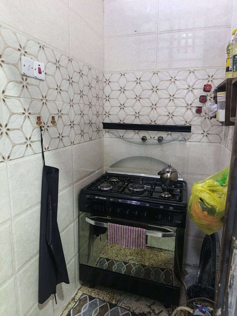 بيت للبيع  مساحة ٥٠ م زراعي
‏بمنطقه حي السلام خلف مستشفى الفضيليه العام 
         ‏بناء جديد ٢٠٢٦ طابقين ومدخلين 
‏يتحوي على صاله ومطبخ وحمام وغرفة نوم وبلكونه 
     ‏للاستفسار الاتصال         ‪***********‬
