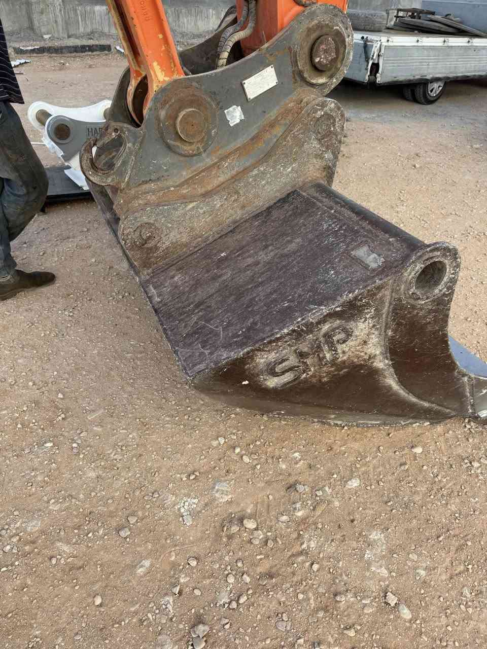 السلام عليكم 
كيله وكماشة للبيع يبانيه 
***********
