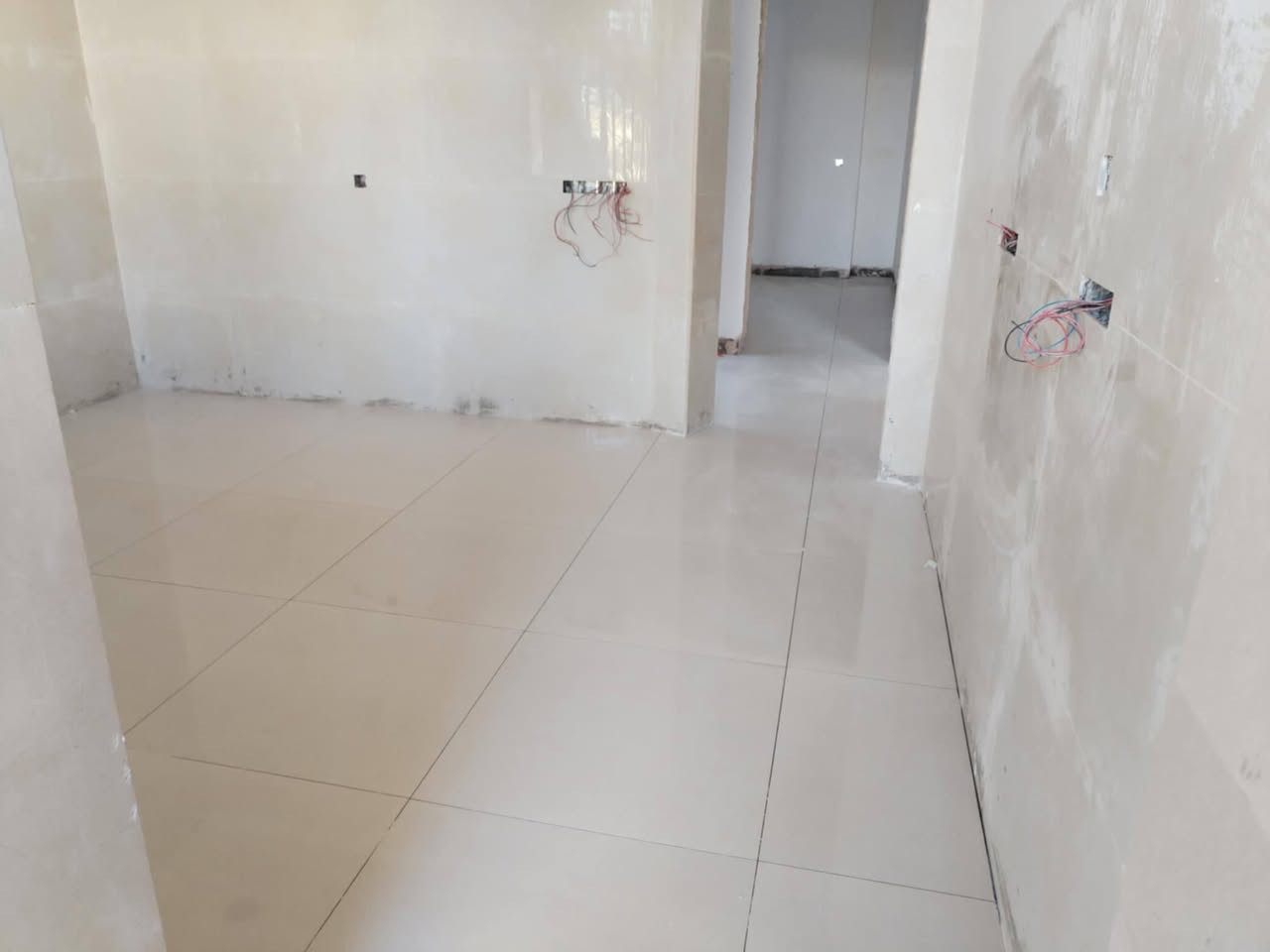 كادر سيراميك متفرغ حاليآ عمل موصل *********** مادا سمنت
