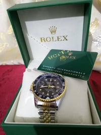 ساعة رولكس • جديدة • للبيع