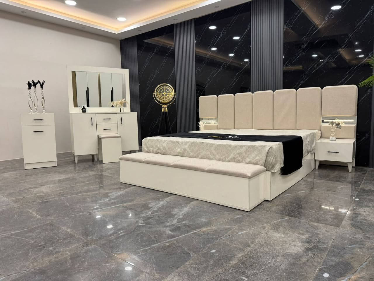 ✨ موديل اكسترا – ستايل مودرن ✨

🛋️ عدد القطع: 10 قطع
📏 كنتور ملحق: 3 متر

🔹 المواصفات:
1️⃣ ظهر بلوك
2️⃣ براغي وچوي حديد
3️⃣ سرير مخزن
4️⃣ أبواب فومه ألمنيوم
⭐ شغل درجة أولى

📩 للحجز والاستفسار:
راسلوا الصفحة مباشرة
أو تواصلوا عبر الرقم:
📱 ***********
(يتوفر واتساب لخدمتكم)

⸻
