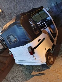 لبيع المكان بغداد الغزاليه رقمي ٠٧٧٤٠٢٢٤٠٥٨
