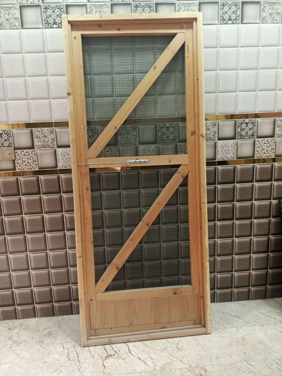 السلام عليكم عدي هاي الغراض للبيع***********
