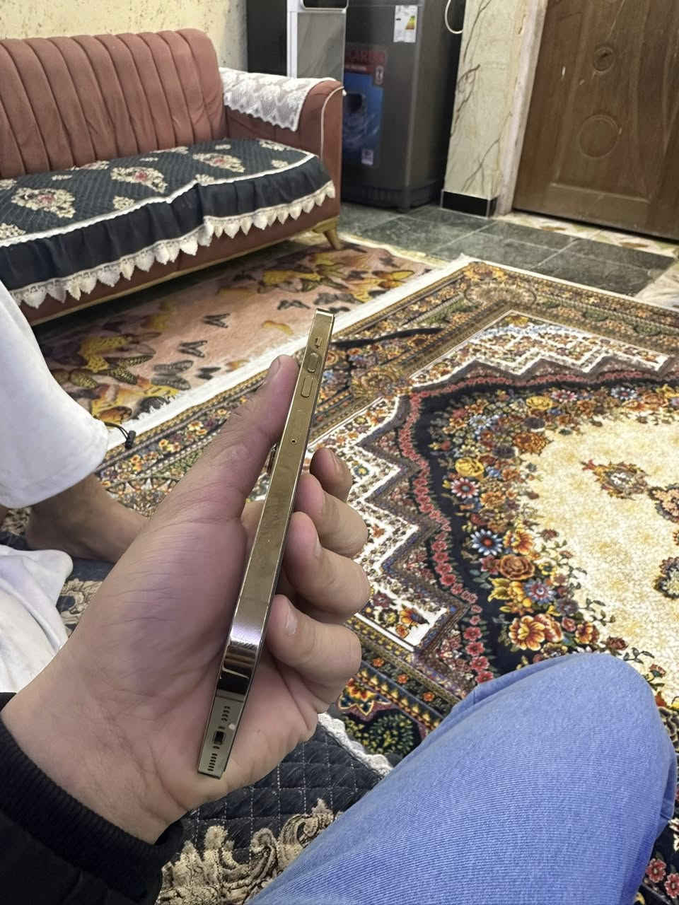 السلام عليكم ايفون ١٣ برو ماكس جديد مكفول من الشخط ذاكرته ٢٥٦ بطاريته ٨٧ جهاز وتر شخط مابي ومامفتوح ولا مبدل بي ولا قطعه سعره ٦٧٥ قفل شراي خاص او رقمي مكاني دوره ***********
