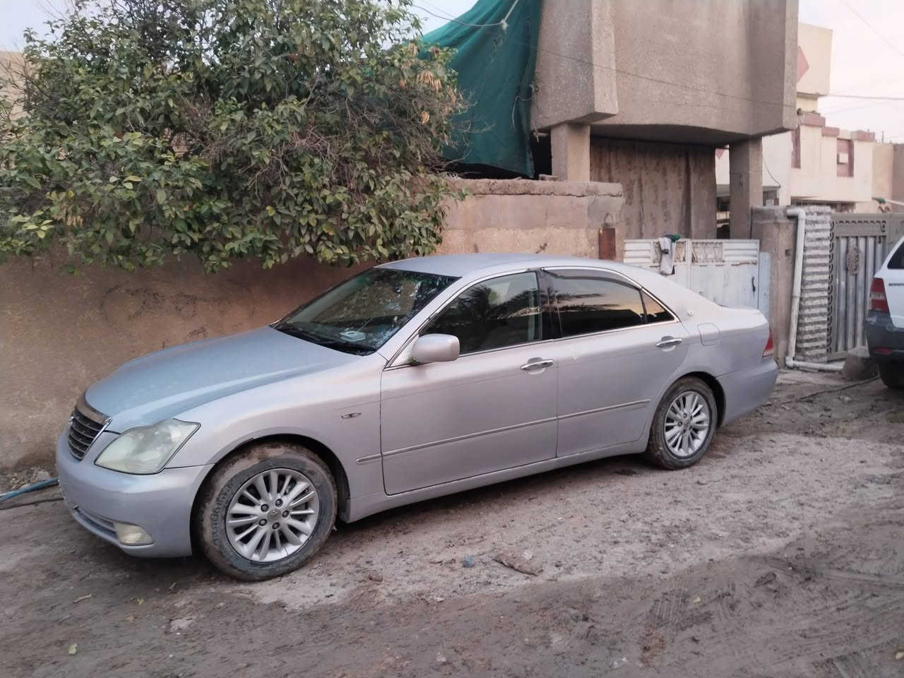 ادوات السعر 32
شاهينه موديل 2005 كص جنطه تبريد تدفئه قطعتين كله جاهزه من كلشي بيه طخه بجاملغ الامامي فقط السعر32 في الحله ***********
