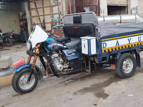 لسلام عليكم ستوته للبيع
موديل 21 اوراق اصوليه100٪
كهربائيات شغاله بالكامل
مكينه جديده ما مفتوح برغي بيها
سعر 1800 وبيها مجال رجاً المو شراي لا يدخل يعامل
مكاني واسط قضاء الزبيديه 
تواصل
***********
***********
