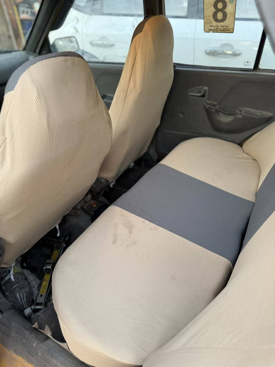 سلام عليكم سايبه البيع موديل ١٢تمصفره هيئه وغرامات رقم انكليزي السياره ماناقصه ايشي السعر ٣٠وبيه مجال بصيط رقم ***********     مامتواجد عل نت
