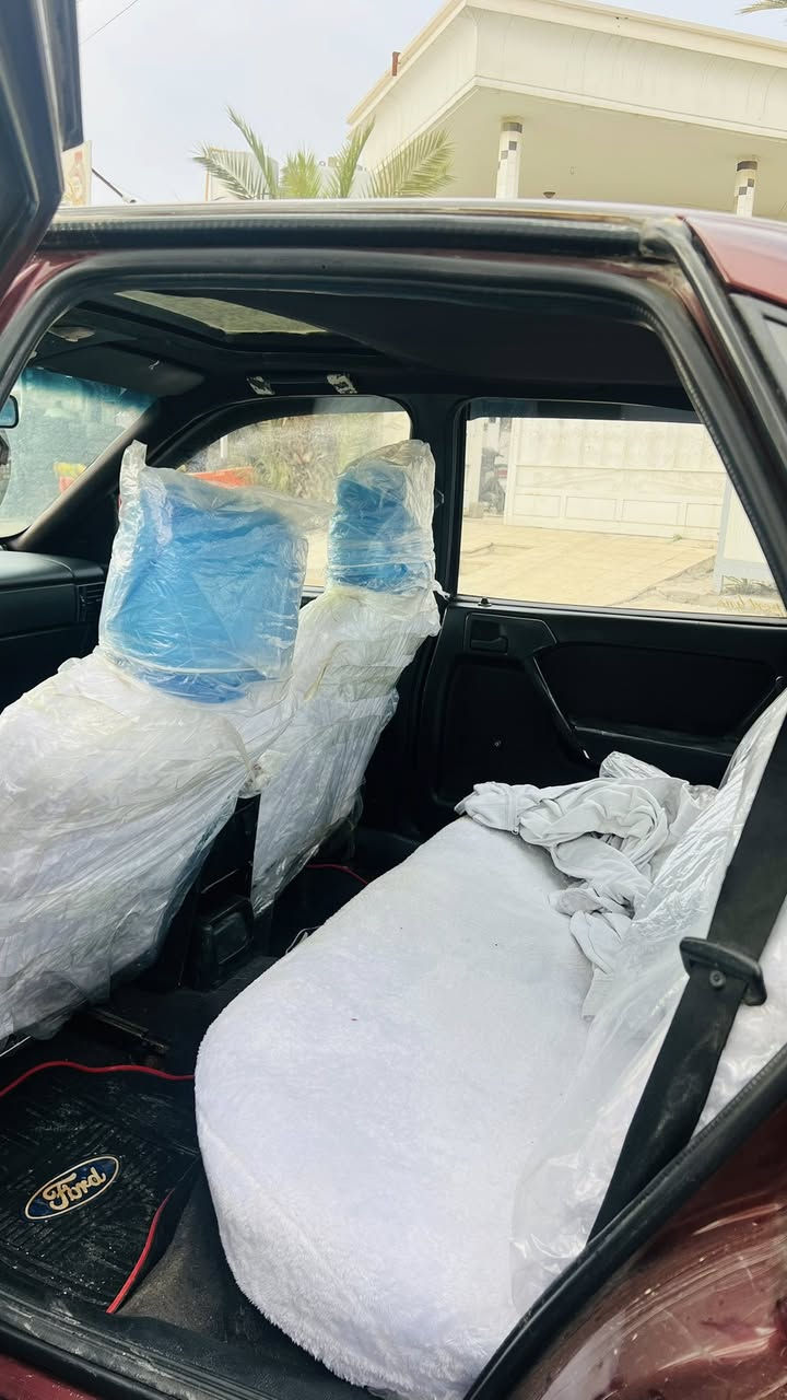 اوبل فكتره موديل 1991 سنويه جديد لحد 2031 وهزه جديده محرك18  سلايت كير محرك شرط كهربائيات اي بي اس تايرات جديد صدر جديد وبطاقه بانزين بيه سعر 45 وبي مجال قلل
***********
