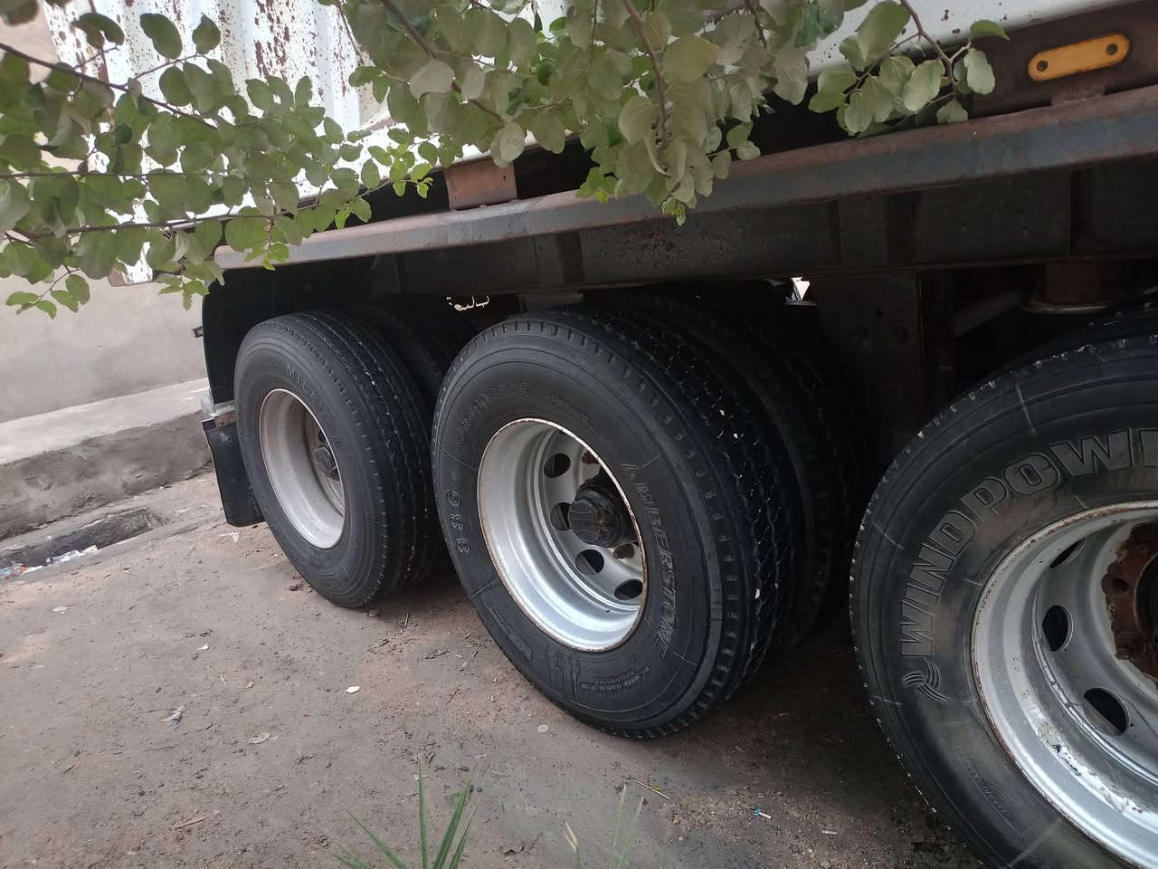 السلام عليكم 2006 مكفوله كفاله عامه رقم ميسان رقم دولي مربوطه قلاب  تلث لوحات مكينه قبل يومين
شاده اوربيه 
***********
