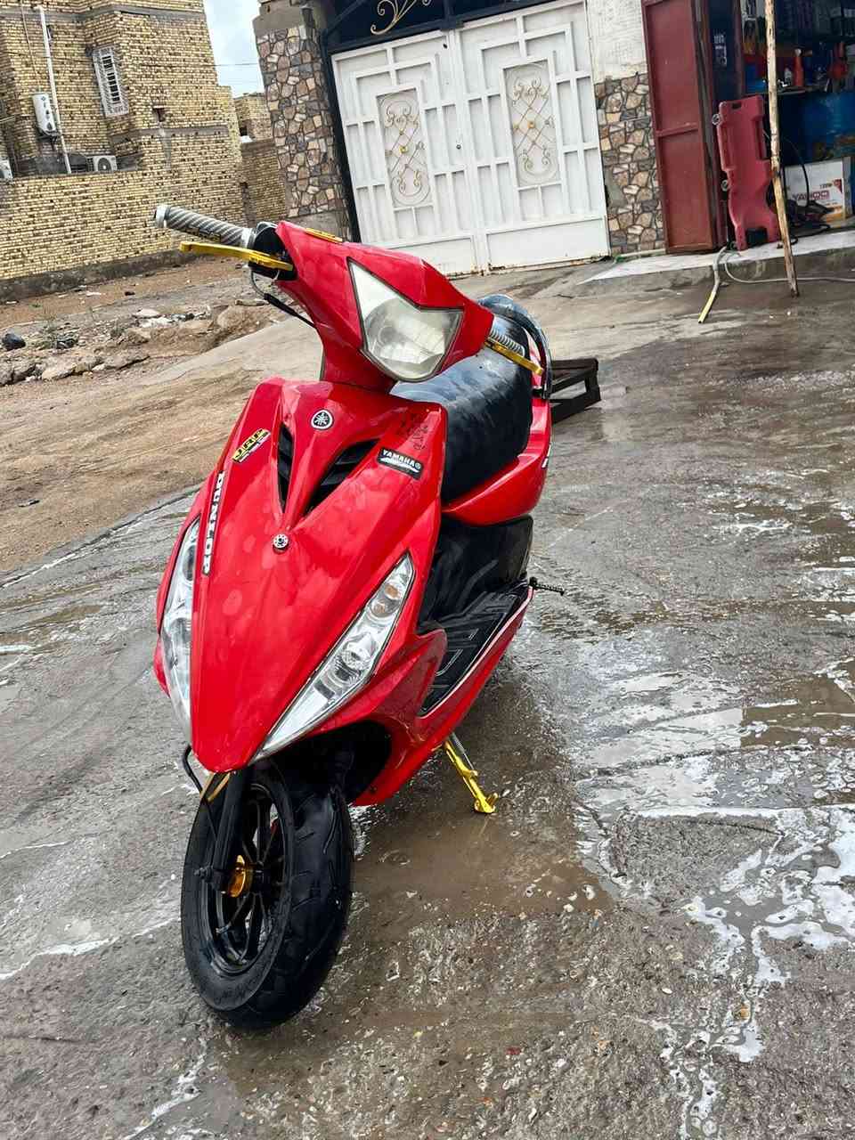 ماكس مضلع نضيفه مكينه خرسه  نضيف للأخير السعر ٦٥٠وبيها مجال صالصنه إف ام جديده مختمه  دراجه خير من الله شلعه ومعدل 
الاتصال ع الرقم ***********
