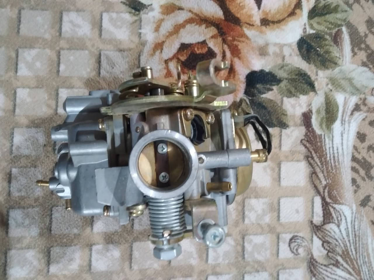 السلام عليكم كابريتر فراشة جديده استعمال فقط اسبوع *********** سعر ٢٠ مكان ديوانية
