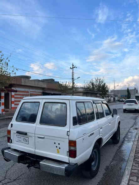 لانگرۆزەر بۆ فرۆشتن مۆدیل 85 ئاڕم پلاستیک سلێمانی بەشەرتی غرامه  f2 مەکینەو ئەکسل و دەبڵ ئەکسل بەشەرت بێ لێدران و وەرگەڕان کام تەحمیل کراوە تازە 28$ گەڵاو محامەلە
0750 115 36 01
0771 947 92 06
