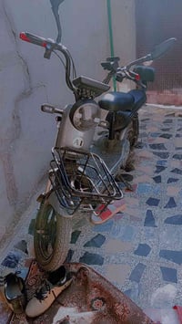 شحن مكفوله • ١٤ • دراجة كهربائية