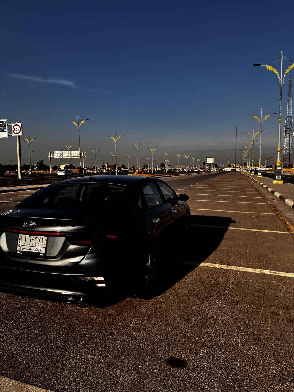 السلام عليكم
كيا فورتي 2020 للبيع
مكينة 2000 دوش 
السيارة مكفولة من الصبغ فقط بارد بسيط بالجاملغ موضح بالسونار 
رقم كربلاء بأسمي
السعر 136
لاستفسار اتصال على ***********
