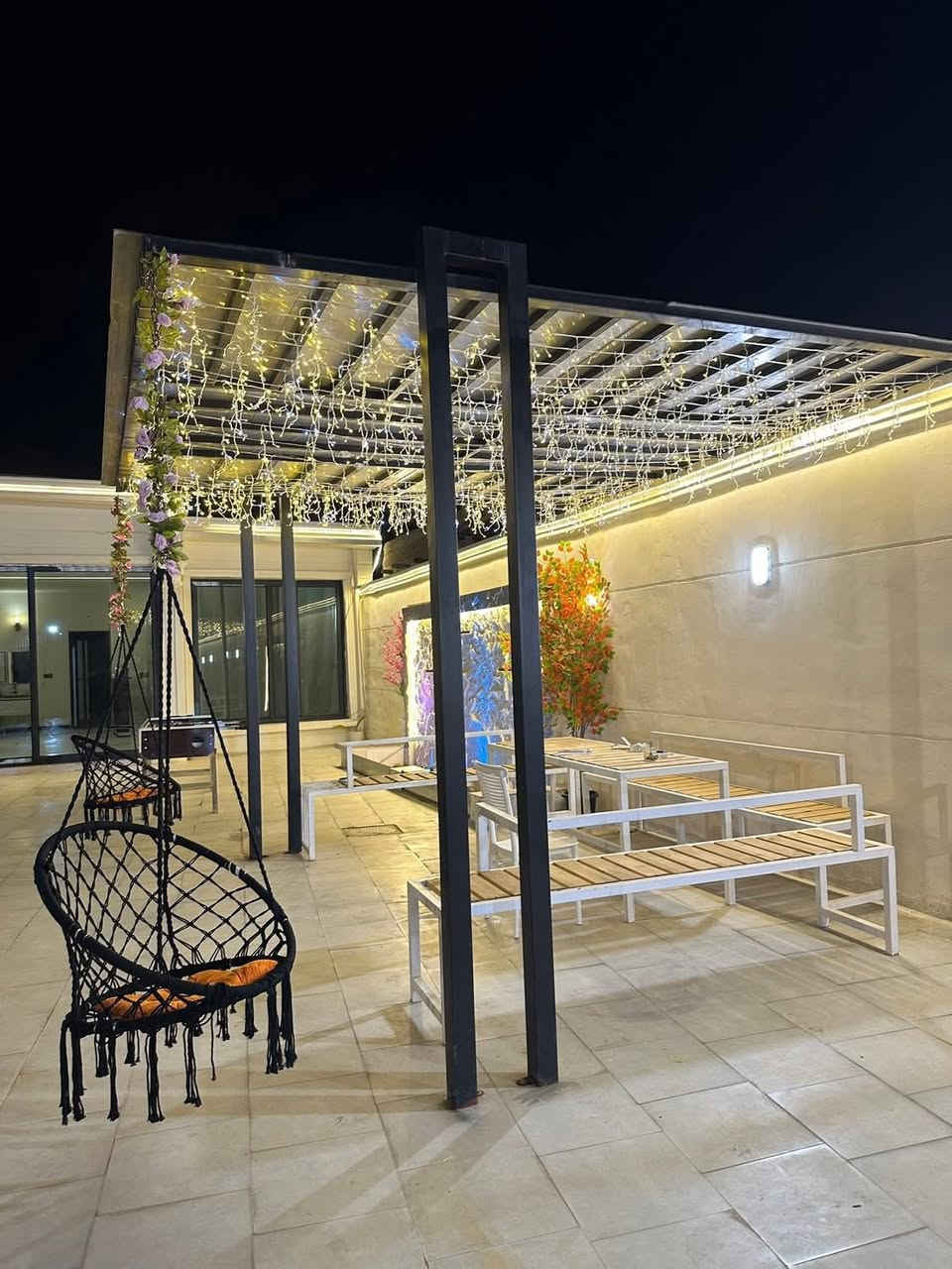 عروض العطلة سعر 200 فقط
عوائل) وشباب)شفت صباحي وشفت مسائي مبيت 

🌿 مزرعة ضي المدائن  🏡 

للأيجار … ( للعوائل  )  (وللشباب )

✨ هل تبحث عن أجواء راحة واسترخاء وسط الطبيعة؟

نوفر لك مزرعة مجهزة بالكامل للإيجار اليومي مع مسبح مغلق حار  بنظام الشفتات ونظام 24 ساعة . 

☀️ شفت صباحي: من الساعة 8 صباحاً حتى 6 مساءآ

🌙 شفت مسائي: من الساعة 8 مساءً حتى 6 صباحاً

🏠 استقبال – غرفة نوم – حمام – مطبخ متكامل – جلسات خارجية هادئة

🛰️ متوفر خدمة الأنترنيت 

❄️ متوفر كهرباء 24 ساعة

📍 الموقع: بغداد – المدائن 

📞 للحجز والاستفسار :***********

⚠️ الحجز المسبق ضروري لضمان توفر الموعد

احجز شفتك الآن واستمتع بأجواء راقية وخصوصية تامة 🌿✨مع المسبح المغلق الشتوي
