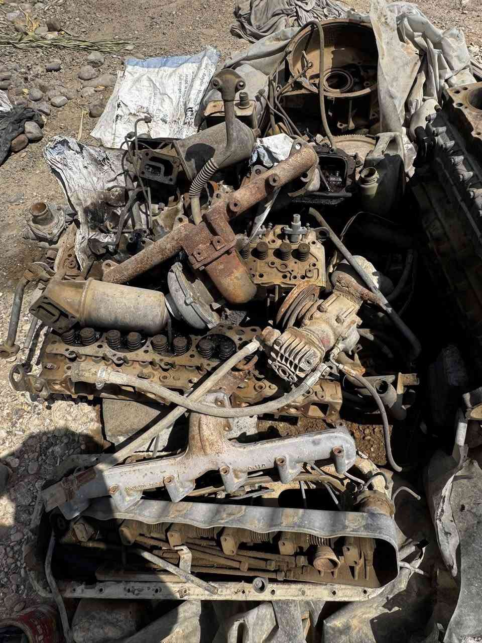سلام عليكم  مكاين شفل كاوسكي  70
للبيع  وحده ازوزة 
والثانيه دايو 
ابيع شلع قفل 10ورقات 
المكان ديالى   ***********
