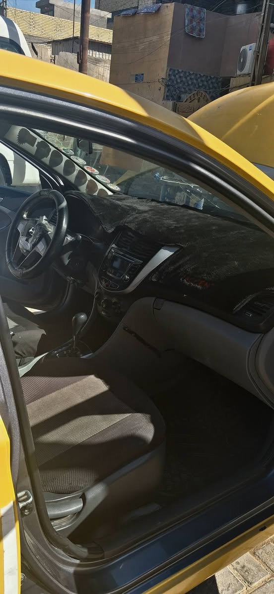 السلام وعليكم
🚗 هيونداي أكسنت 2015 (وارد أمريكي) للبيع
​المواصفات والخصائص:
​المحرك: 1600 GDI (مكفول، لغد وكور مضمونة).
​التبريد: منظومة تبريد كاملة جديدة (ثلج).
​الإطارات: تخم تاير جديد.
​الصدر: نص ونص (وضعيته جيدة).
​الضرر (الحادث): بنيد طابوكة (السيارة جديدة وجاهزة وما بيها أي نقص قوي، والسيارة حلوة وما شاء الله عليها).
​💰 السعر وتفاصيل الاتصال:
​السعر: 82 ورقة وبيه مجال بسيط حق الجية.
​المكان: بغداد - مدينة الصدر (تجي وتشوف بعينك وتحكم).
​لرقم الهاتف : *********** 📞
