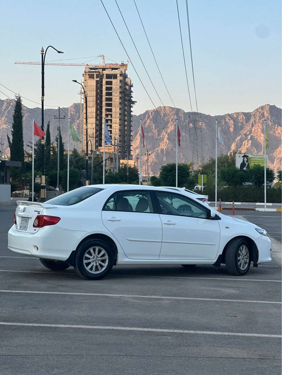 Toyota corolla 2009 
بسم اللە الرحمن الرحیم
تۆیۆتا کرۆلا ٢٠٠٩ خلیجی 
سفری شەریکەی سەید نەهرۆ 
مەکینە بچوک بەنزین زۆر کەم دەخوات
دوو دەرگای سەیاق پەمپی خلیجیە بێدەعم و لێدراو
دوو بست ساردی هەیە 
دوو بۆ سێ پەڵە کارتی هەیە
ئێرباگەکانی هیچی نەتەقیوە هەمووی بەشەرت
گێڕ و مەکینەش بەشەرتە 
تا ئێستا دوو دەستی کردووە 
زۆر خاوێن و بێ مەسرەفە
٢٢٠ هەزار کیلۆمەتر ڕۆیشتووە 
لە چاو مۆدێلەکەی هیچی وا نەڕۆیشتووە
سعری ١١٥ گەڵا و مەجال رانية, السليمانية


**إذا كنت صاحب هذا الإعلان وتريد حذفه لأي سبب، رجاءا أرسل رسالة إلى الدعم الفني**