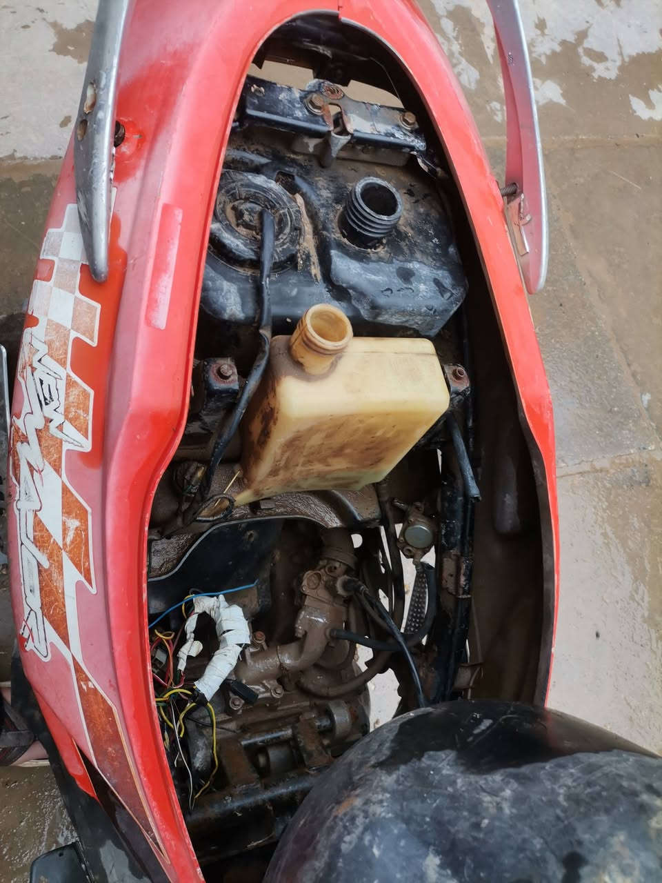 سلام عليكم دراجه البيع ما اعرف اسمه دراجه كاطعه نار ومتروكه درااجه بطله جاانت وما مفتوحه ابد بس تااير بنااجر وكاطعه نار علق واني ارسلك وكلي بيش تفيدك


**إذا كنت صاحب هذا الإعلان وتريد حذفه لأي سبب، رجاءا أرسل رسالة إلى الدعم الفني**