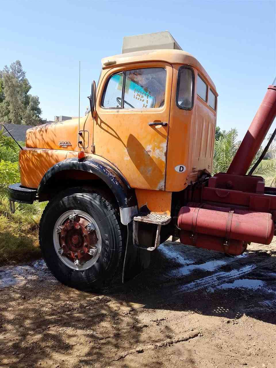 اقجم البيع موديل 81بلاديه 
***********
