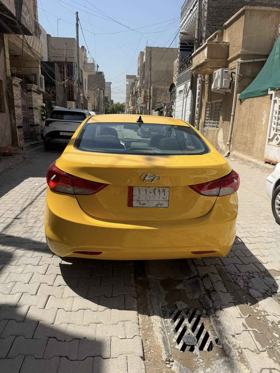 سلام عليكم الانترة موديل 2013 وارد امريكي الحادث خلفي بدون دواخل السيارة جاهزة من كير محرك صدر جديد تبريد حلو محرك دوش 1800 العنوان بغداد الحرية البستان السعر (88$) وبيها مجال للاستفسار الاتصال على الرقم ***********
