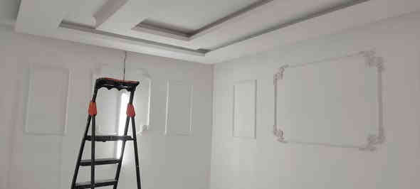 السلام عليكم 
نعمل جميع الاصباغ الداخليه والخارجيه 
ديكورات سحبات ملكي صبغ وجهيات 
حداديه وبنسب الاسعار الاستفسار ***********
