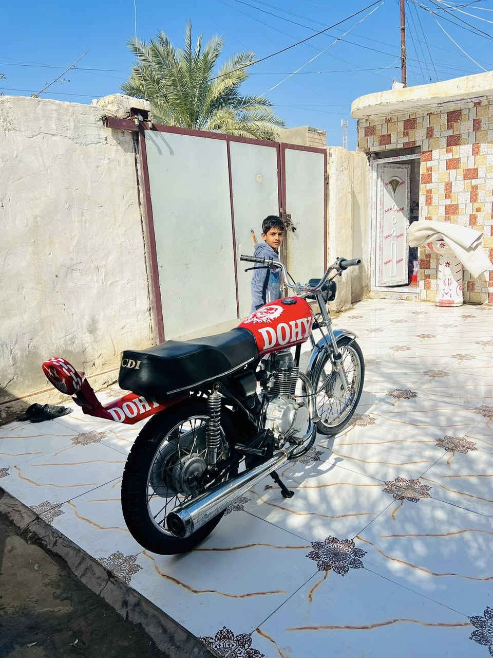 كلك 550 وبيه مجال مكفوله مديل 24 شاصي 21 مكينه ما مفتوحه مكاني الدوايه ***********
