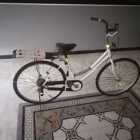ابيض • بناتي • مويلز ٢٠١١